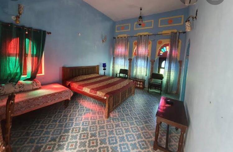 Готель Tordi Garh Malpura  Екстер'єр фото
